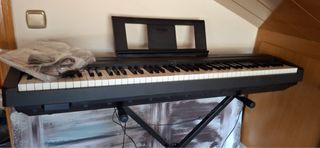 Piano Digital Yamaha Portátil Nuevo