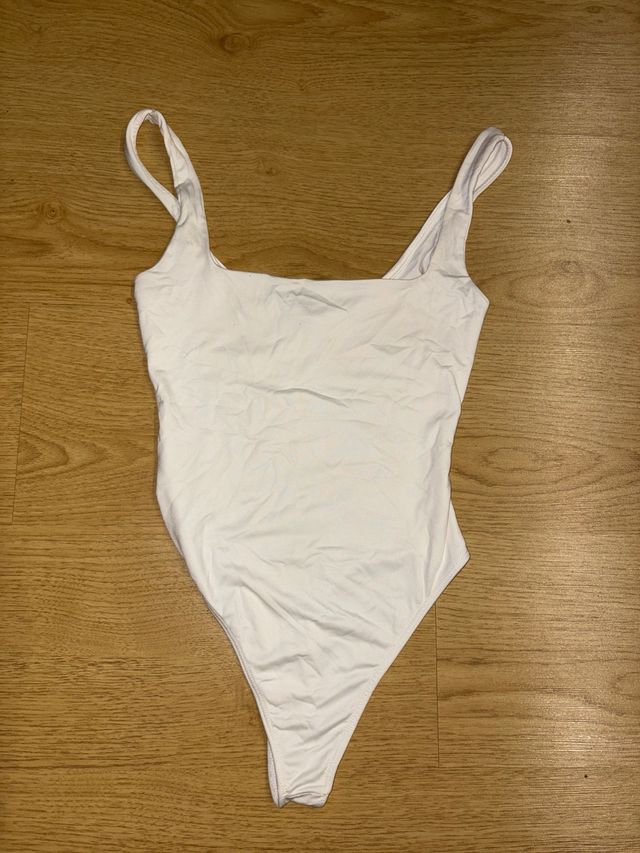 Body blanco tirantes