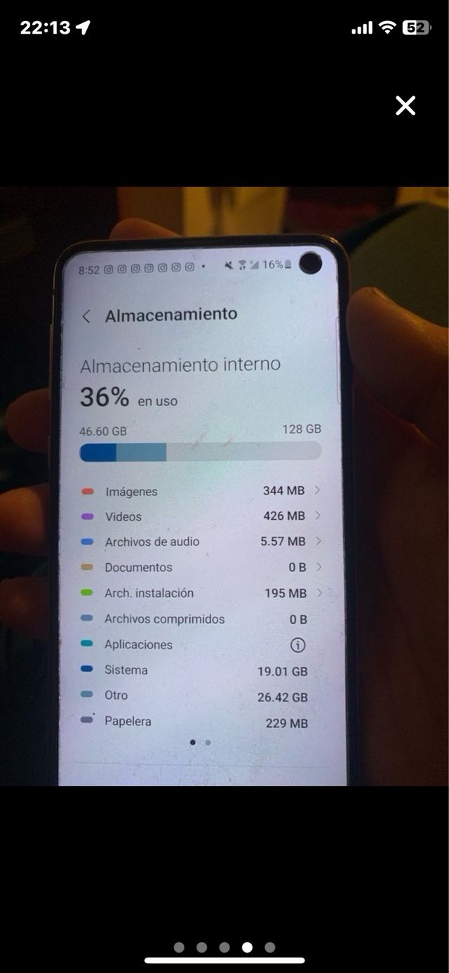 iPhone 8 y Samsung S10e Negro