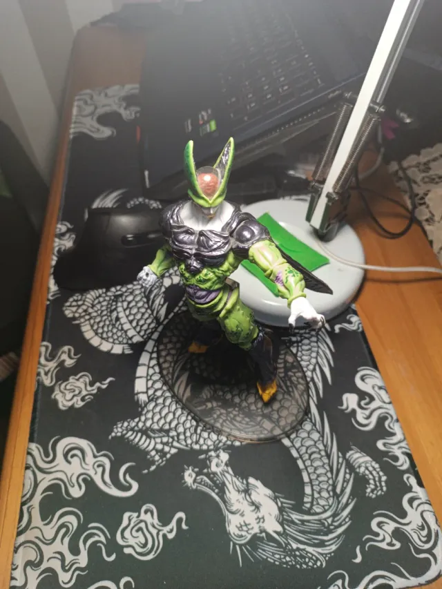Figura Cell Perfecto Banpresto BWFC