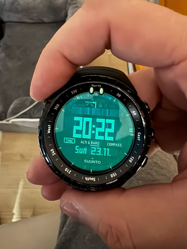 Suunto Core All-Black - Altímetro  -Baro - Compás.