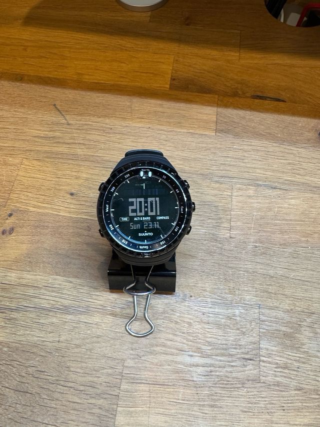 Suunto Core All-Black - Altímetro  -Baro - Compás.