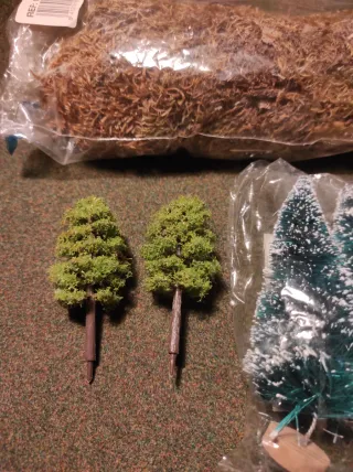 Decoración Belén: Árboles, Vallas y Musgo