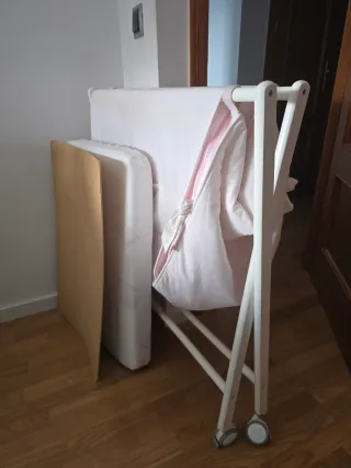 Minicuna plegable de madera