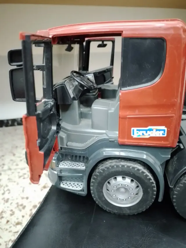 Camion Giocattolo Scania Grande 60cm