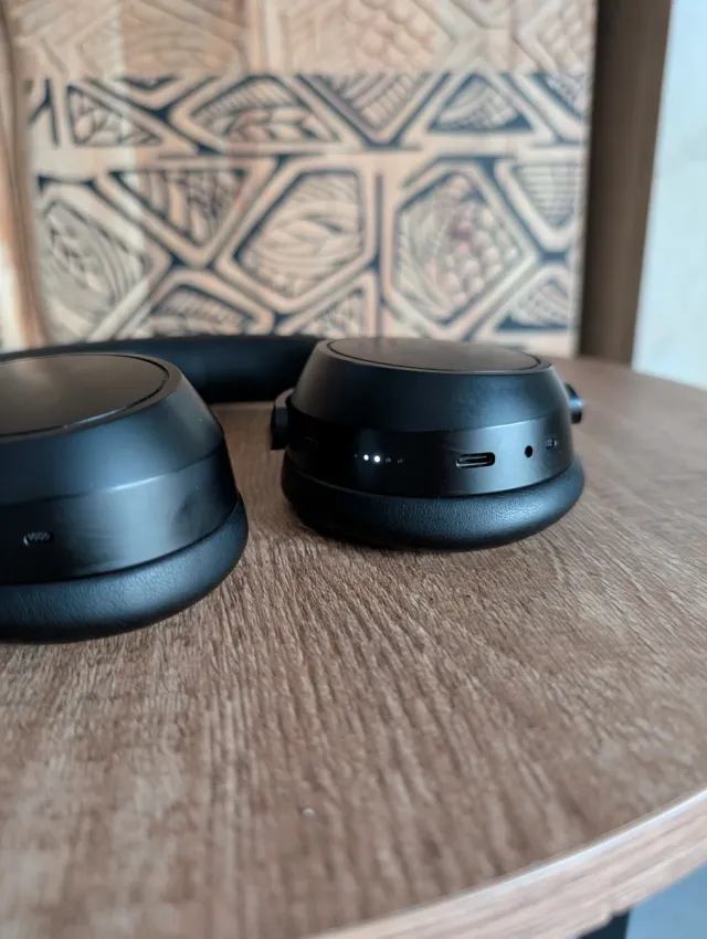 Cascos Sennheiser Momentum 4 Negros