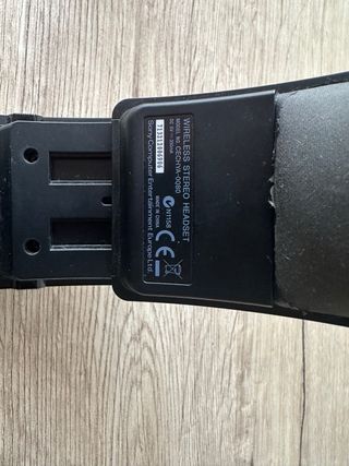 Cascos Inalámbricos PlayStation + Dongle