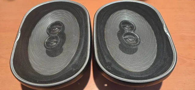 Altavoces Infinity Ovalados