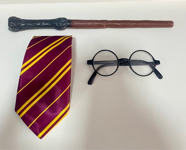 Kit Disfraz Harry Potter Varita Corbata Gafas