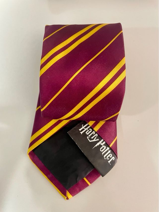 Kit Disfraz Harry Potter Varita Corbata Gafas