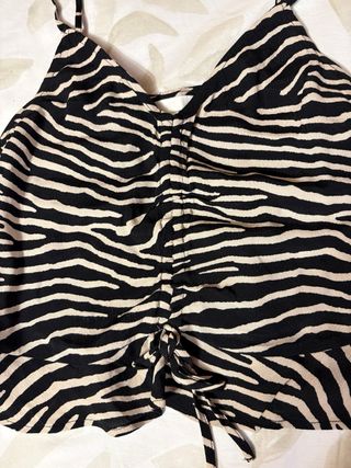 Blusa con estampado de cebra