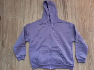 Sudadera morada con cremallera Talla M