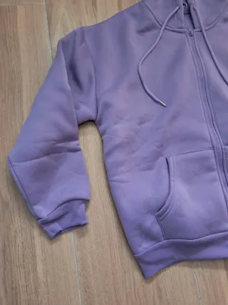 Sudadera morada con cremallera Talla M