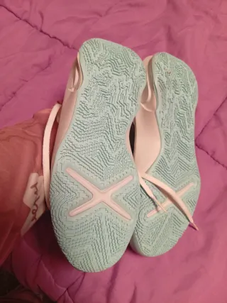 Zapatillas Nike Talla 37.5 Blancas y Turquesa