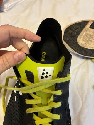 Zapatillas running Craft Ultra 4negras y amarillas