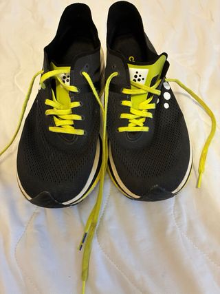 Zapatillas running Craft Ultra 4negras y amarillas