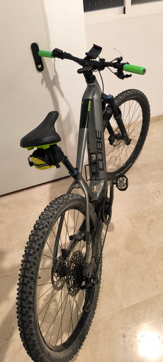 Bicicleta Eléctrica Cube Reaction Pro 750