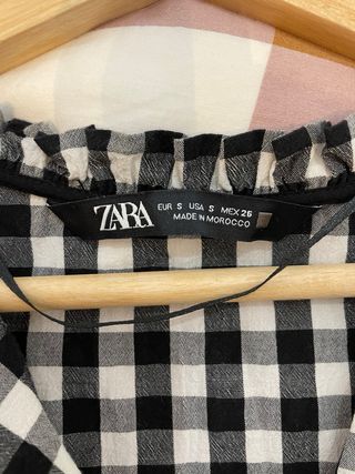 Mono Zara cuadros tS