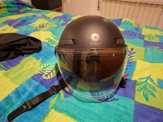 Casco Moto SHIRO Negro con Visera