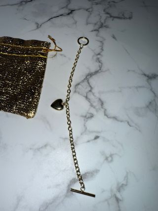 Bracciale con cuore e chiusura a T