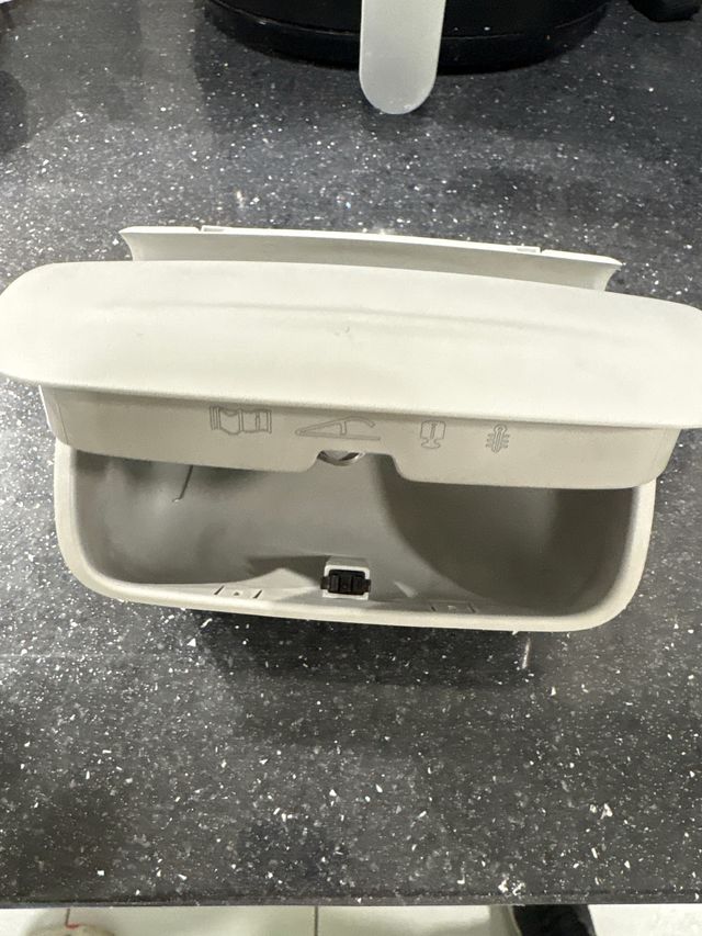 Caja de gafas Skoda Octavia
