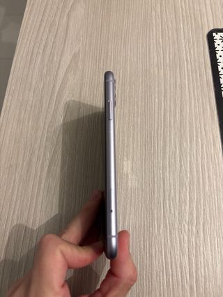 iPhone 11 128GB Lavanda + Cable.