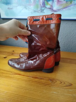 Botas Absolut locky marrones y naranjas