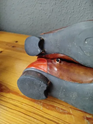 Botas Absolut locky marrones y naranjas