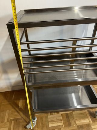 Carrello da cucina con vassoi smontabili