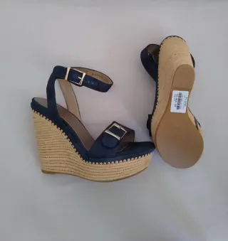 Talla 39. STUART WEITZMAN Sandalias de Cuña