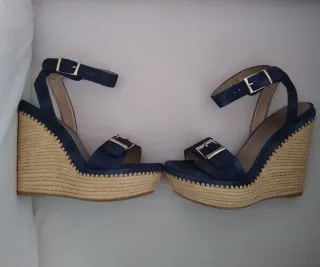 Talla 39. STUART WEITZMAN Sandalias de Cuña