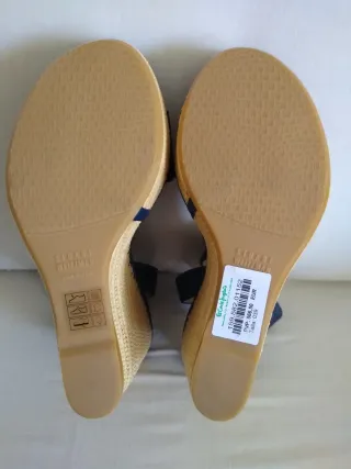 Talla 39. STUART WEITZMAN Sandalias de Cuña