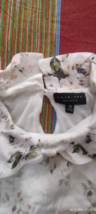 Vestito floreale bianco e multicolore