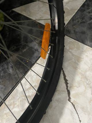 Bicicleta de montaña negra