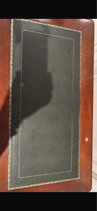 Escritorio auxiliar madera de caoba  y piel