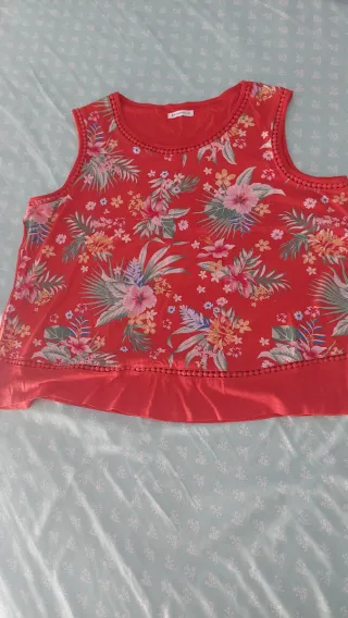 Camiseta sin mangas floral mujer