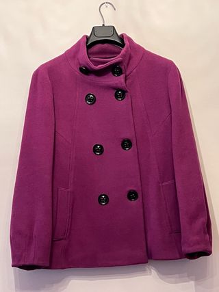 Chaqueta corta morada mujer