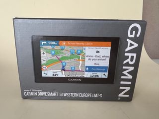 Garmin DriveSmart 51 GPS Navigator