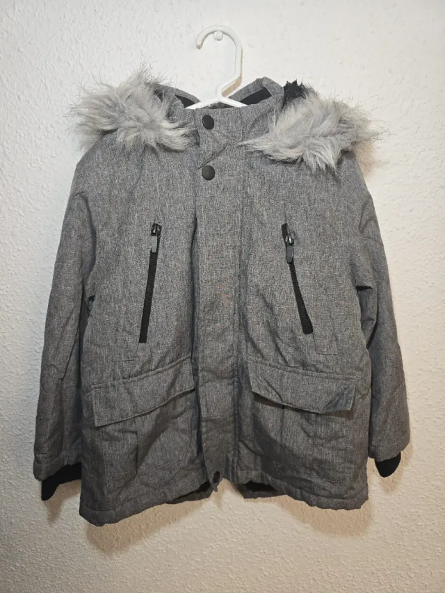 Chaqueta niño gris con capucha