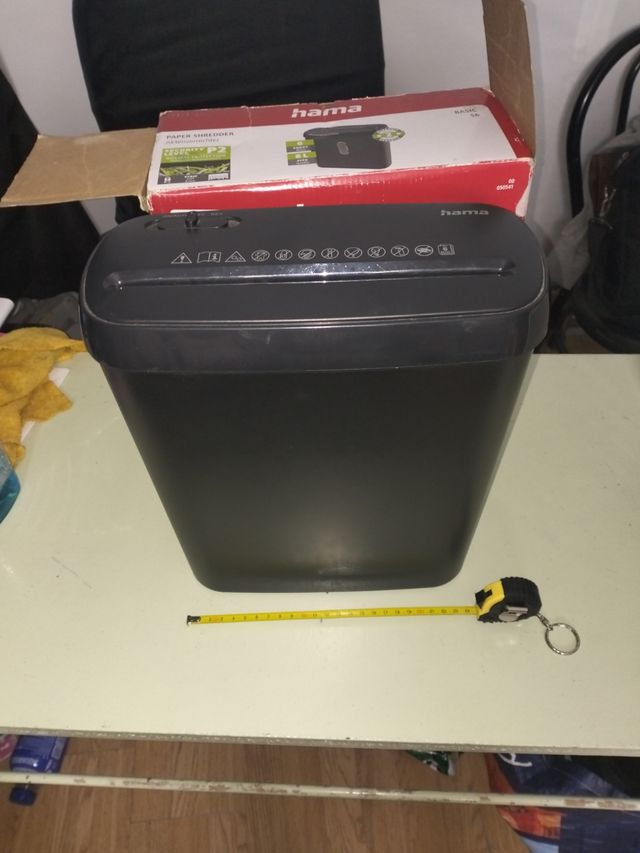 Trituradora de papel Hama Basic S6