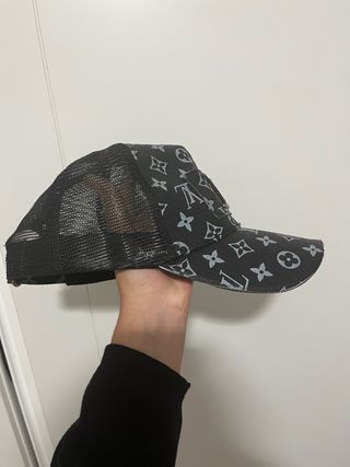 Gorra Louis Vuitton Monogram Negra y Blanca