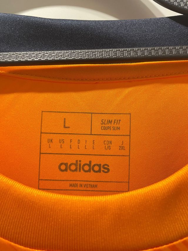 Camiseta Real Madrid Adidas Naranja Talla L