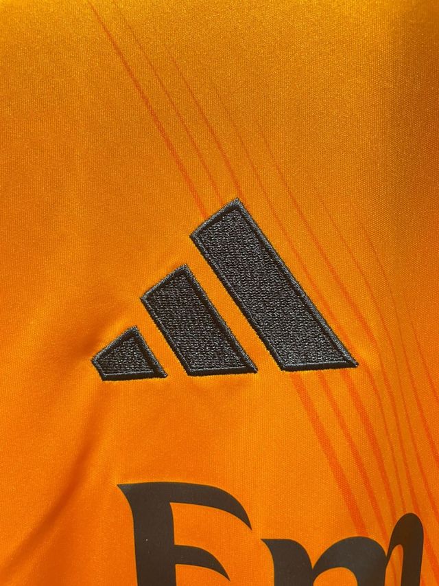 Camiseta Real Madrid Adidas Naranja Talla L