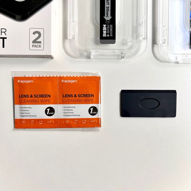 13 14 | Vetri Temperati Spigen | iPhone