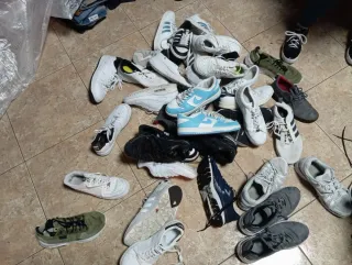 Zapatillas Deportivas nombre  tengo mucha zapatil