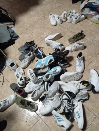 Zapatillas Deportivas nombre  tengo mucha zapatil