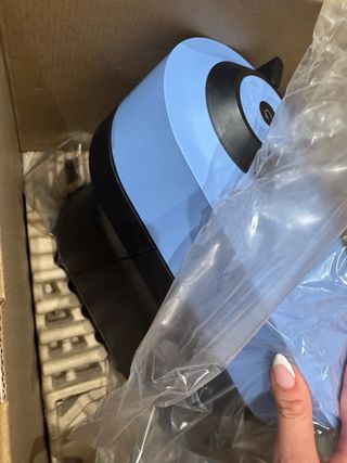 Cafetera Nespresso Vertuo POP Azul nueva