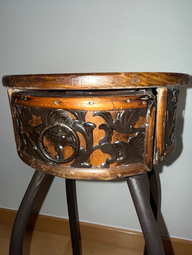 Mesilla auxiliar con cajón