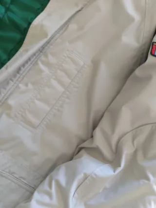 Giubbotto uomo beige con stemma