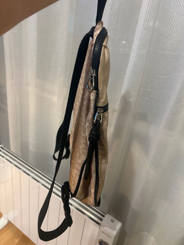 Mochila Tous Beige y Negra